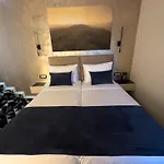 Hotel Modrica מלון