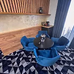 Hotel Modrica מלון Modrica