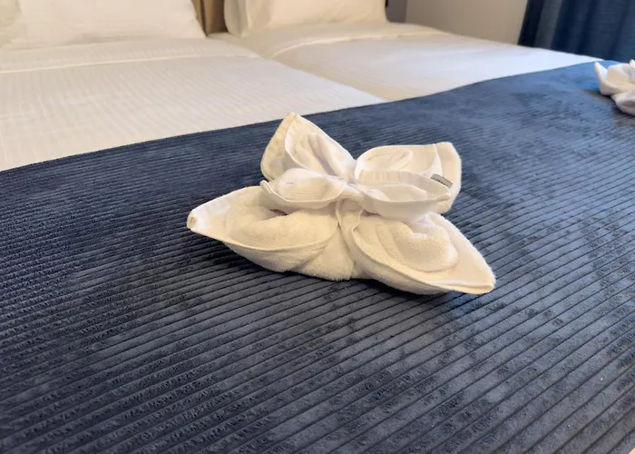 Hotel Modrica Отель