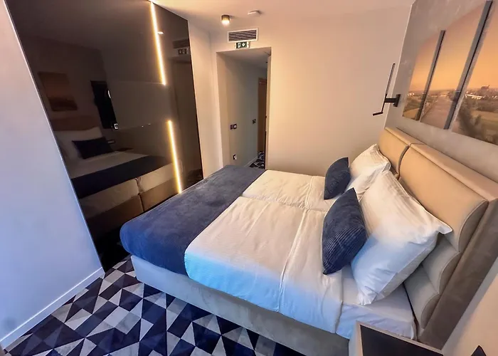 Hotel Modrica Отель Modrica